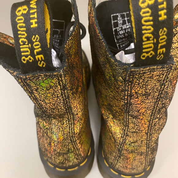 Dr Martens - Picture 5 of 11